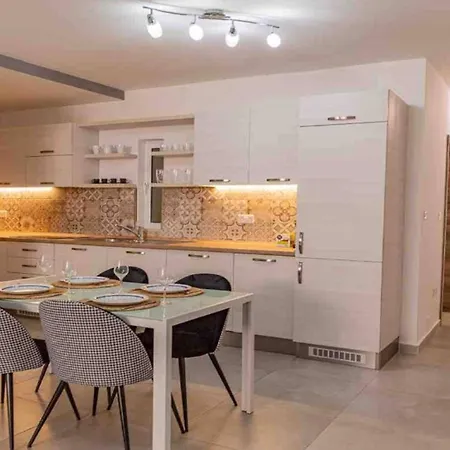 Mediterranean Bloom Retreat Apartment