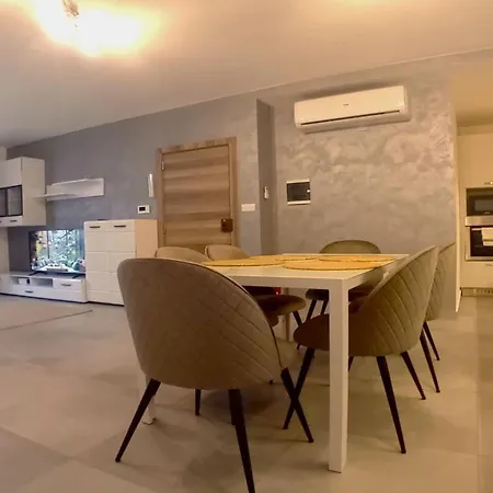 Mediterranean Getaway - 2br