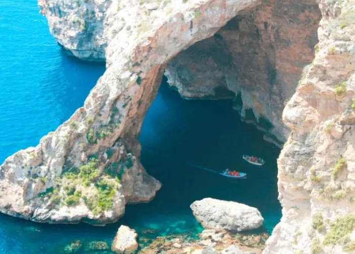 Mediterranean Getaway - 2br Apartment Sliema