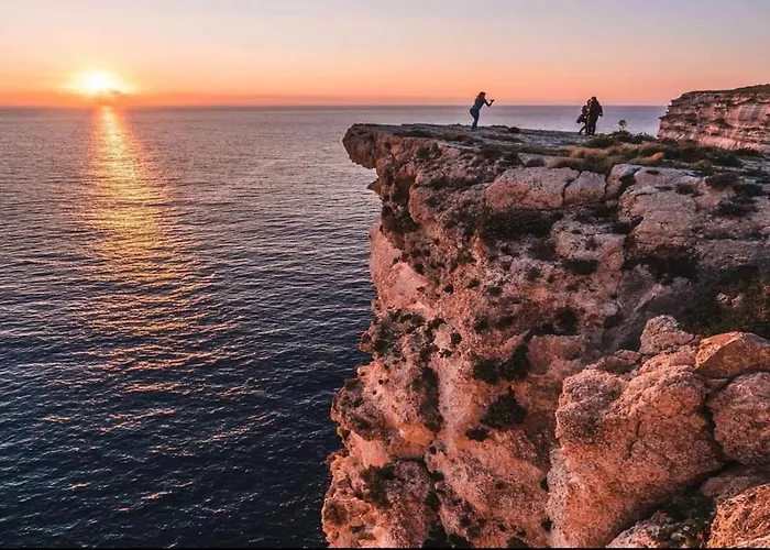 Mediterranean Getaway - 2br Apartment *